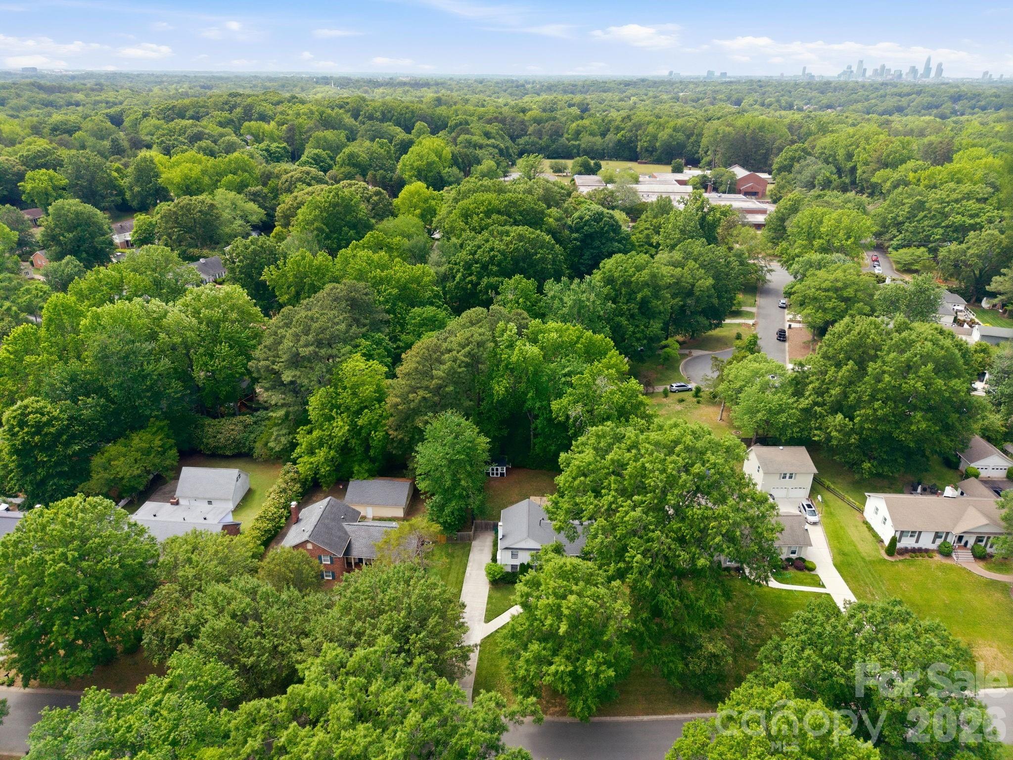 1325 Braeburn Road Charlotte NC 28211
