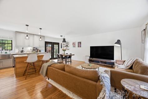 1325 Braeburn Road Charlotte NC 28211