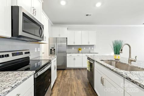 607 Santa Clara Drive Asheville NC 28806