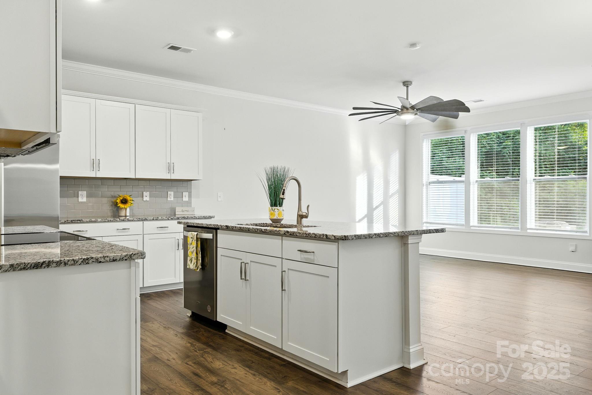 607 Santa Clara Drive Asheville NC 28806