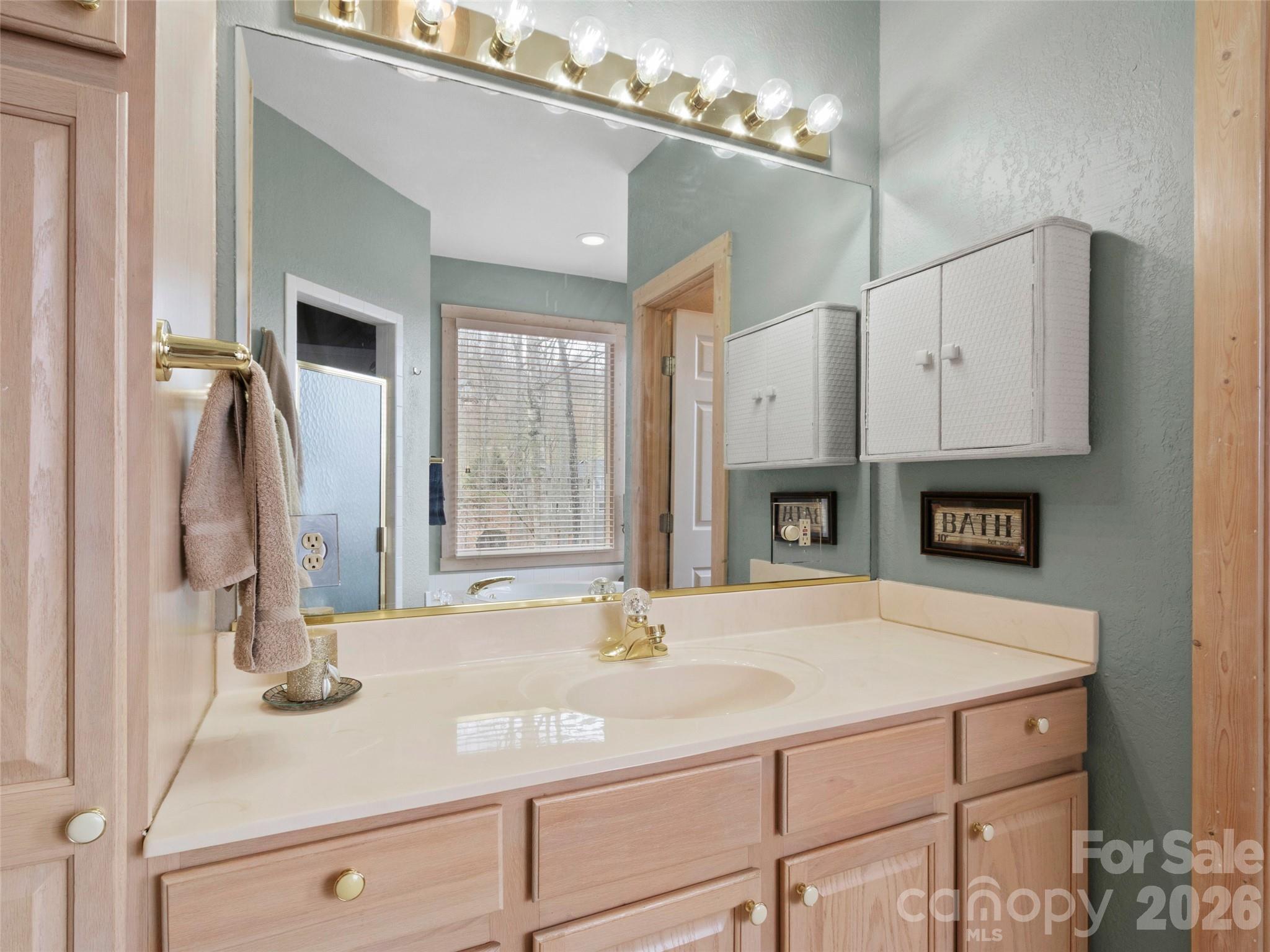2163 Mountain Air Drive Burnsville NC 28714