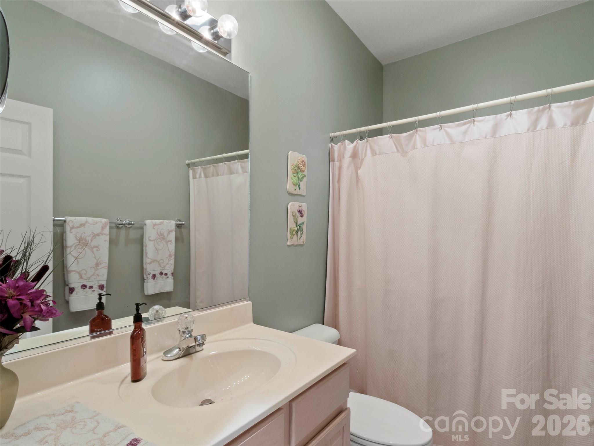 2163 Mountain Air Drive Burnsville NC 28714