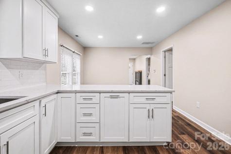 416 N Pine Street Cherryville NC 28021