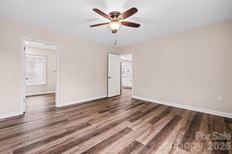 416 N Pine Street Cherryville NC 28021