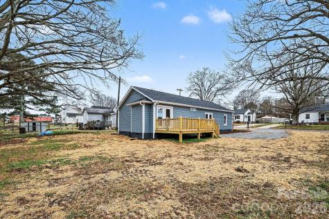 416 N Pine Street Cherryville NC 28021