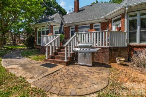 6208 Highview Road Matthews NC 28104