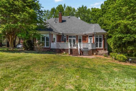 6208 Highview Road Matthews NC 28104