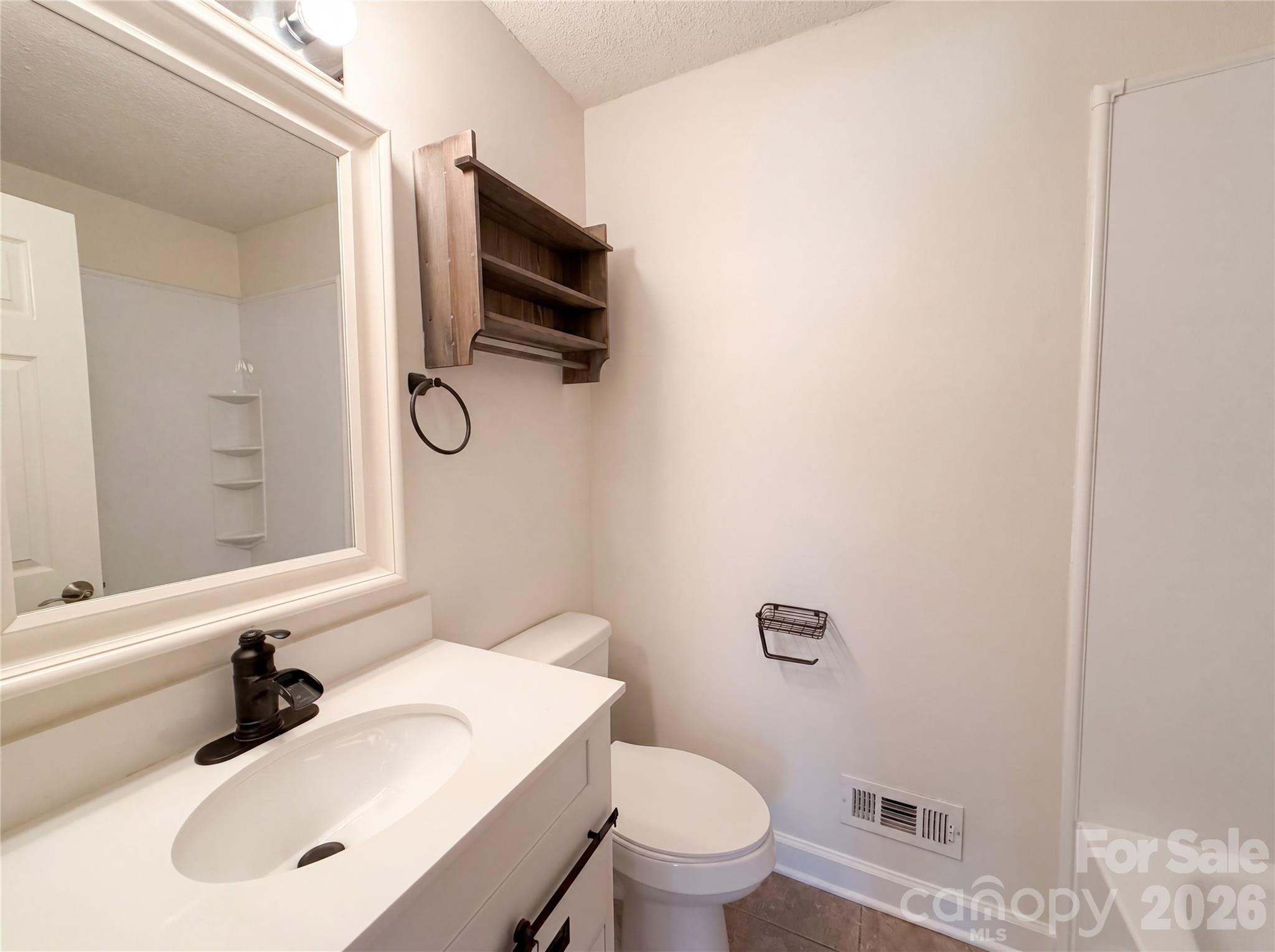 6727 Glenmoor Drive Charlotte NC 28214