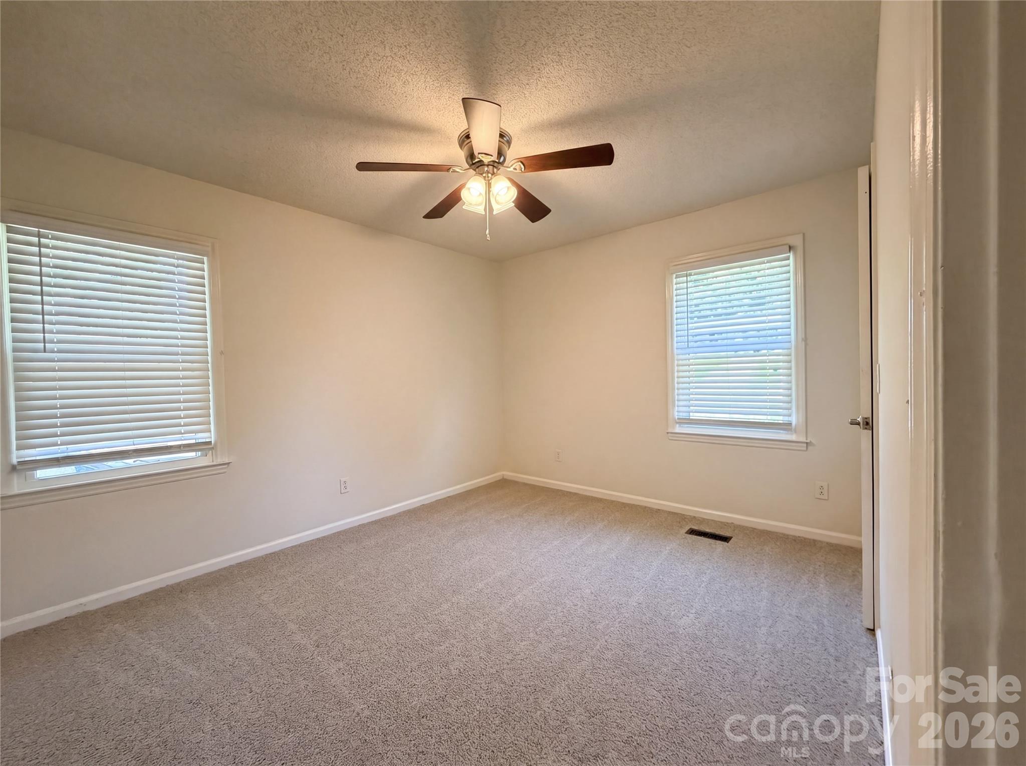 6727 Glenmoor Drive Charlotte NC 28214