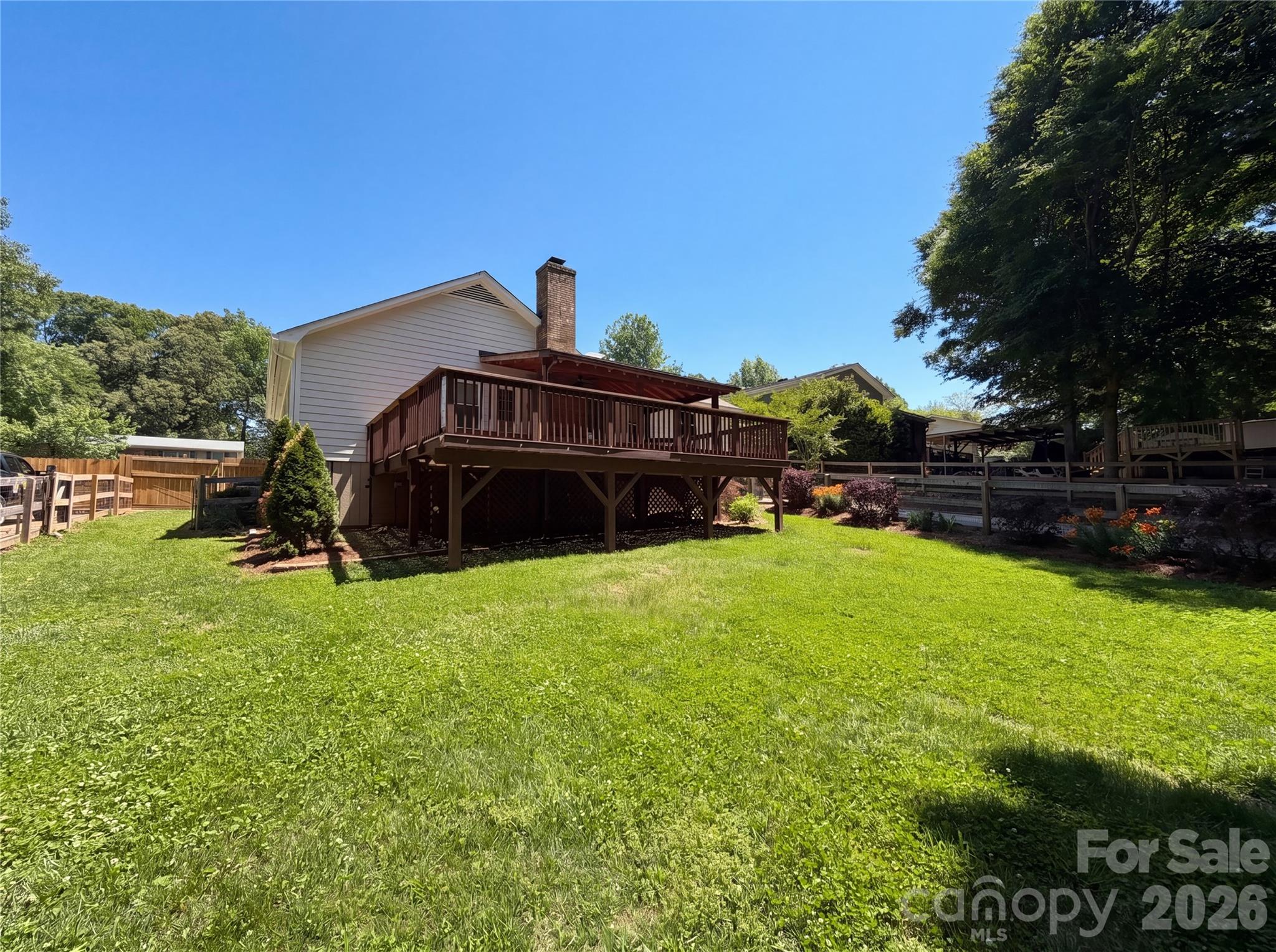 6727 Glenmoor Drive Charlotte NC 28214