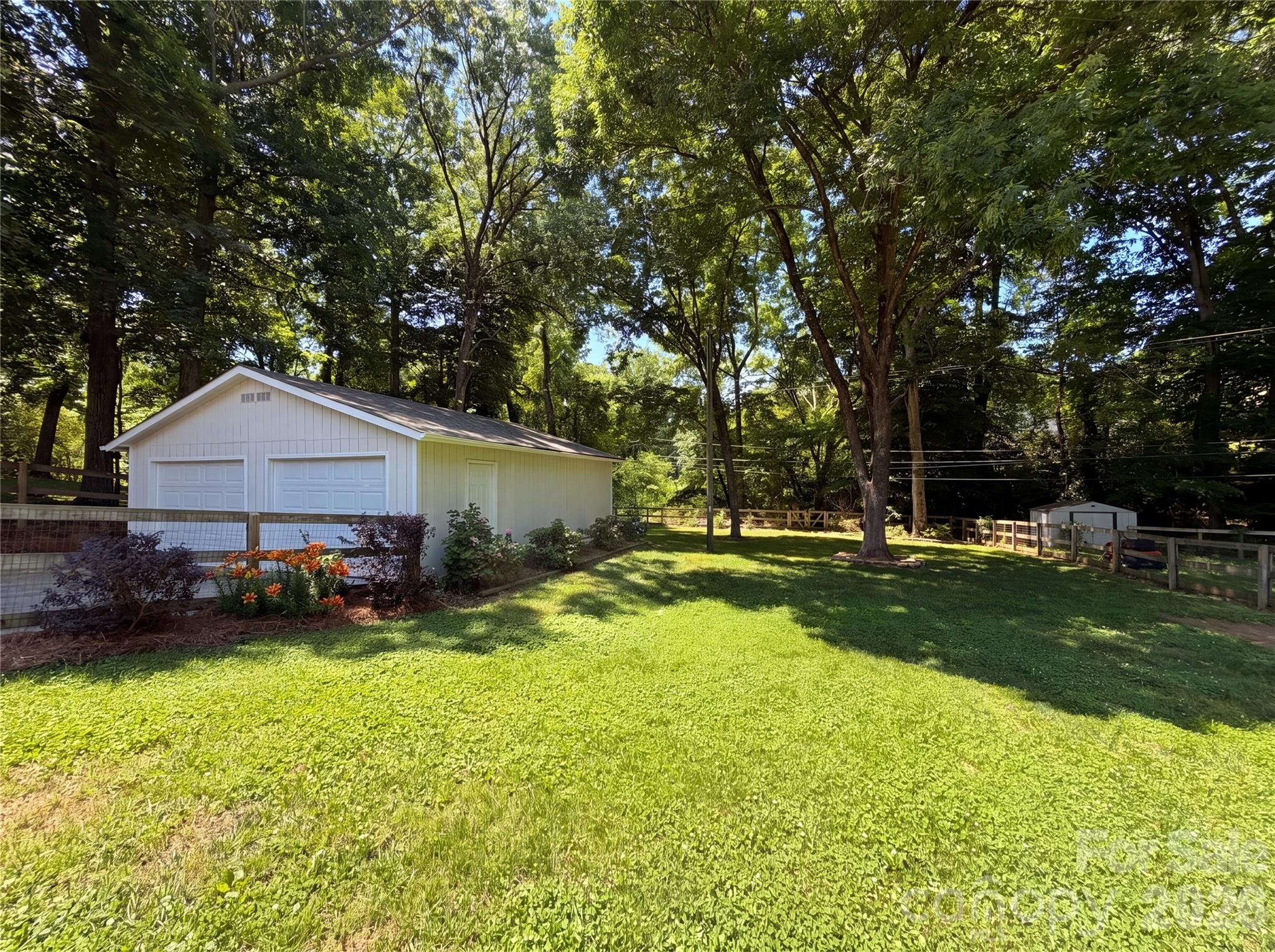 6727 Glenmoor Drive Charlotte NC 28214