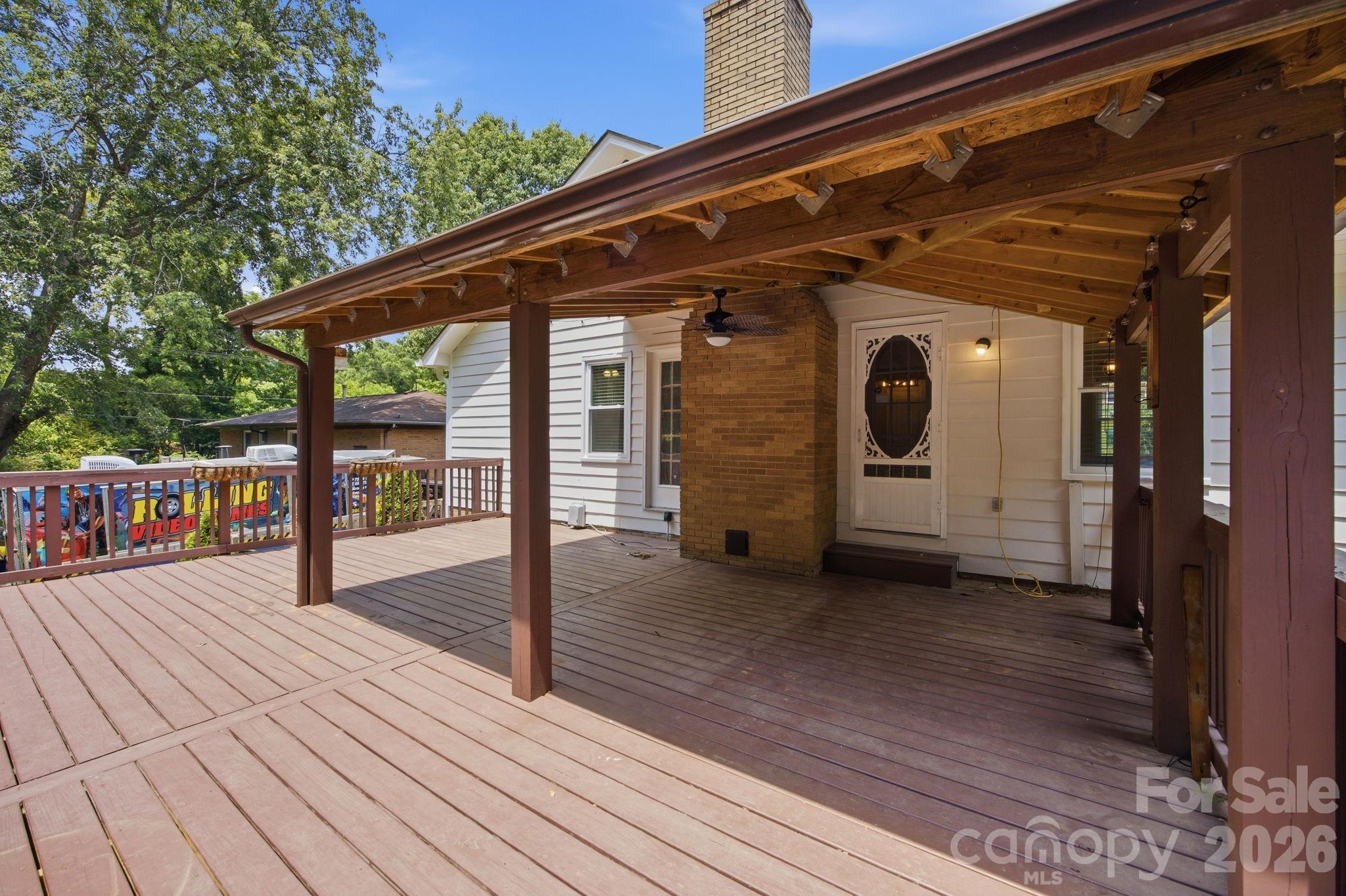 6727 Glenmoor Drive Charlotte NC 28214