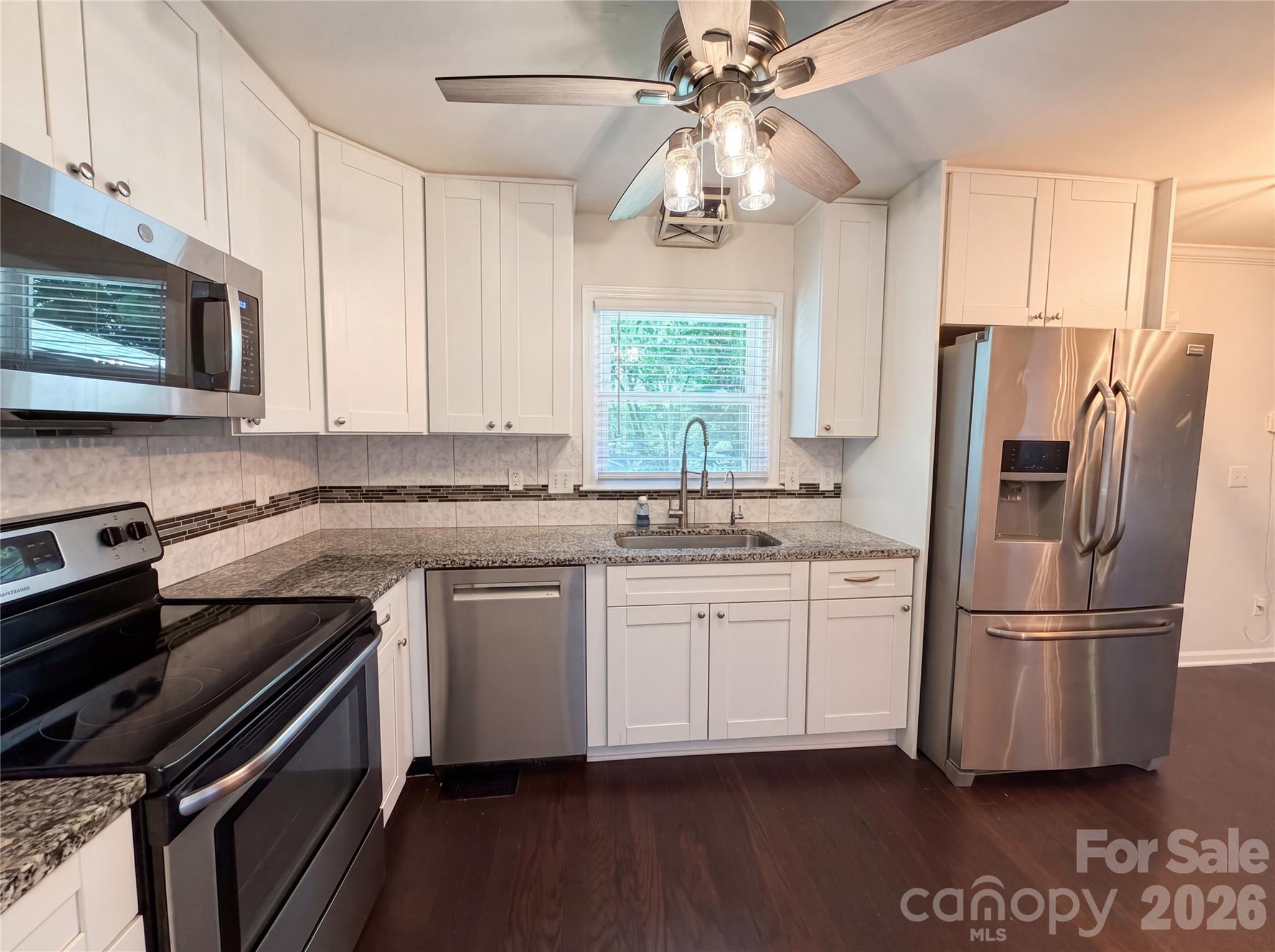 6727 Glenmoor Drive Charlotte NC 28214