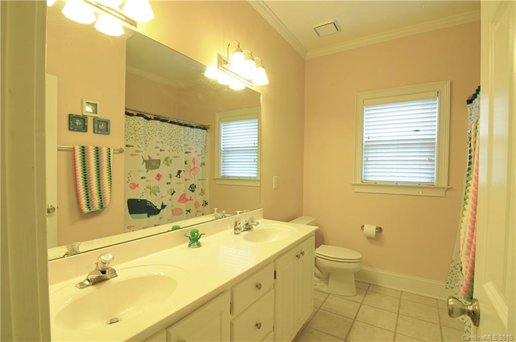 12410 Stirling Trace Court Charlotte NC 28277
