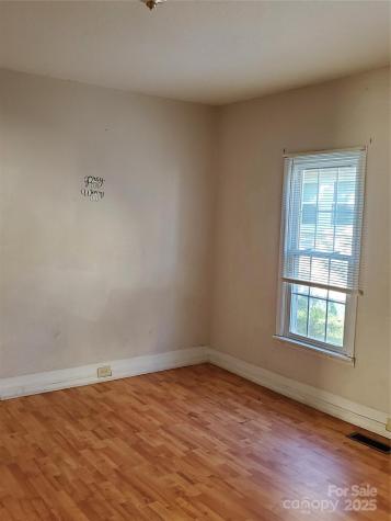 414 S Rowan Avenue Spencer NC 28159