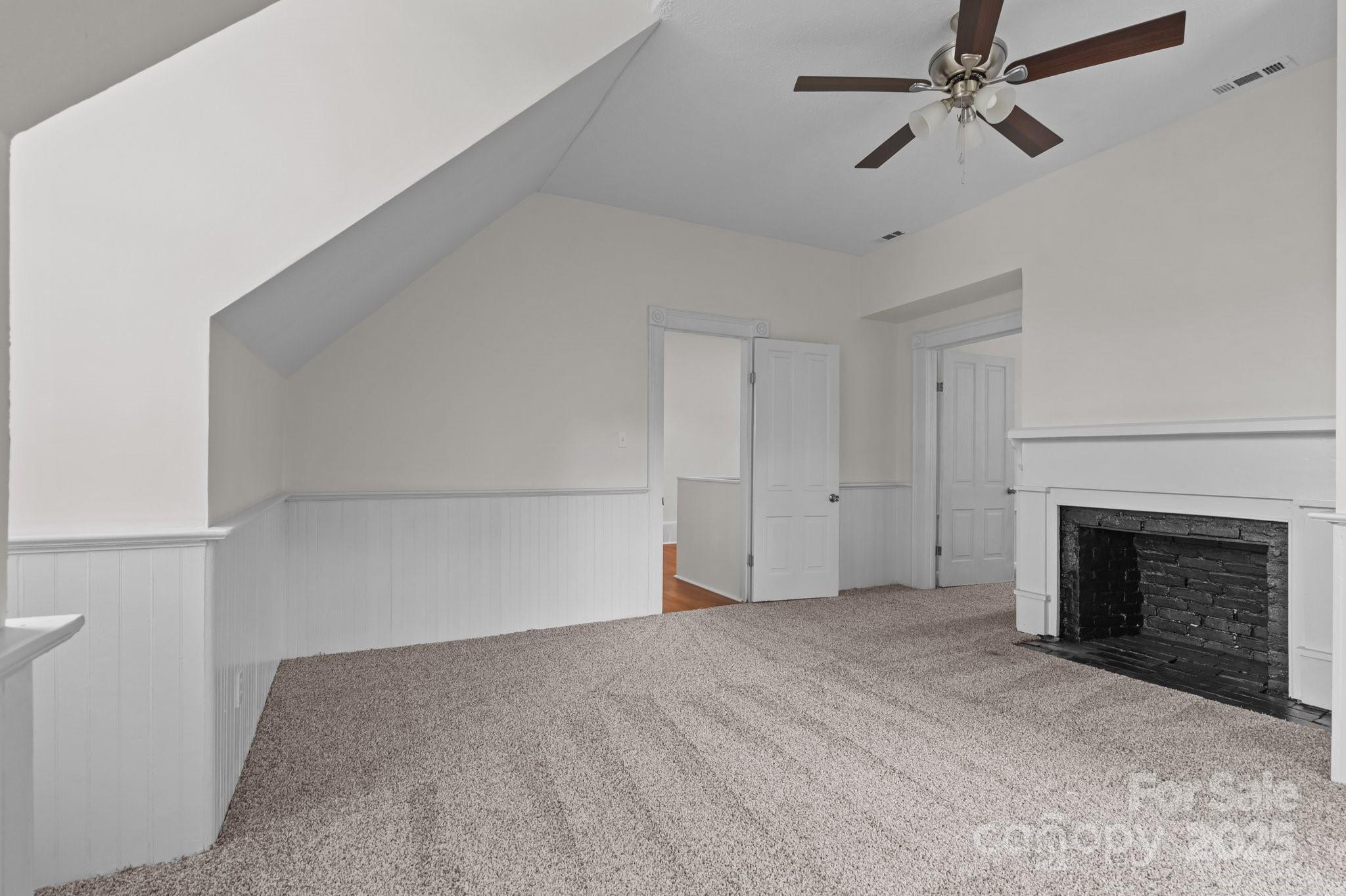 301 W Central Street Maxton NC 28364