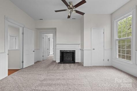 301 W Central Street Maxton NC 28364
