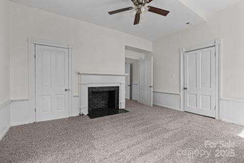 301 W Central Street Maxton NC 28364