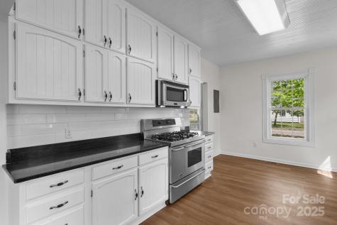 301 W Central Street Maxton NC 28364