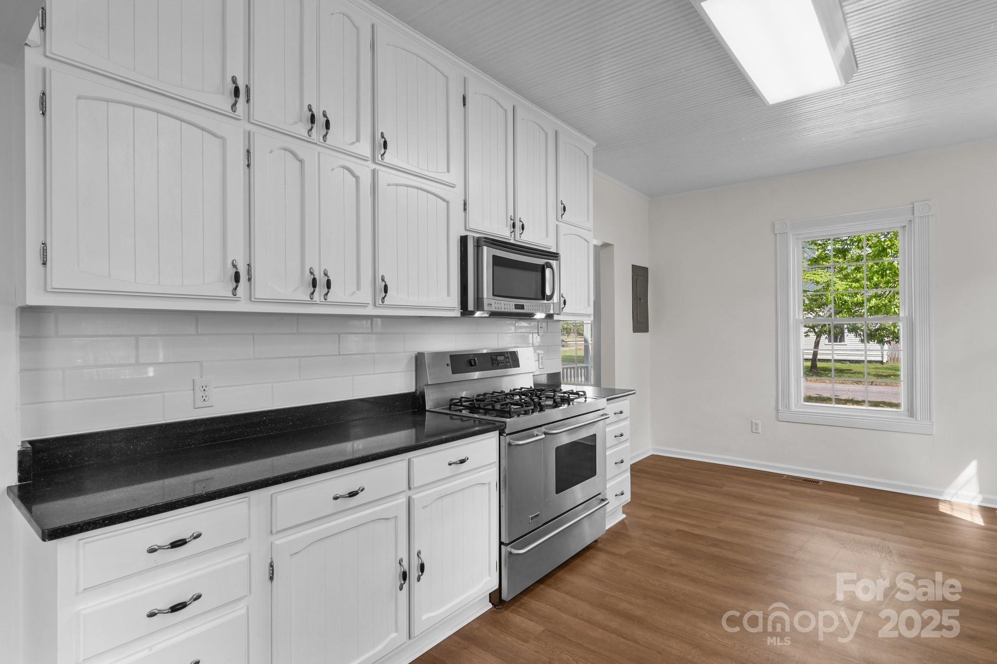 301 W Central Street Maxton NC 28364