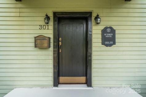 301 W Central Street Maxton NC 28364