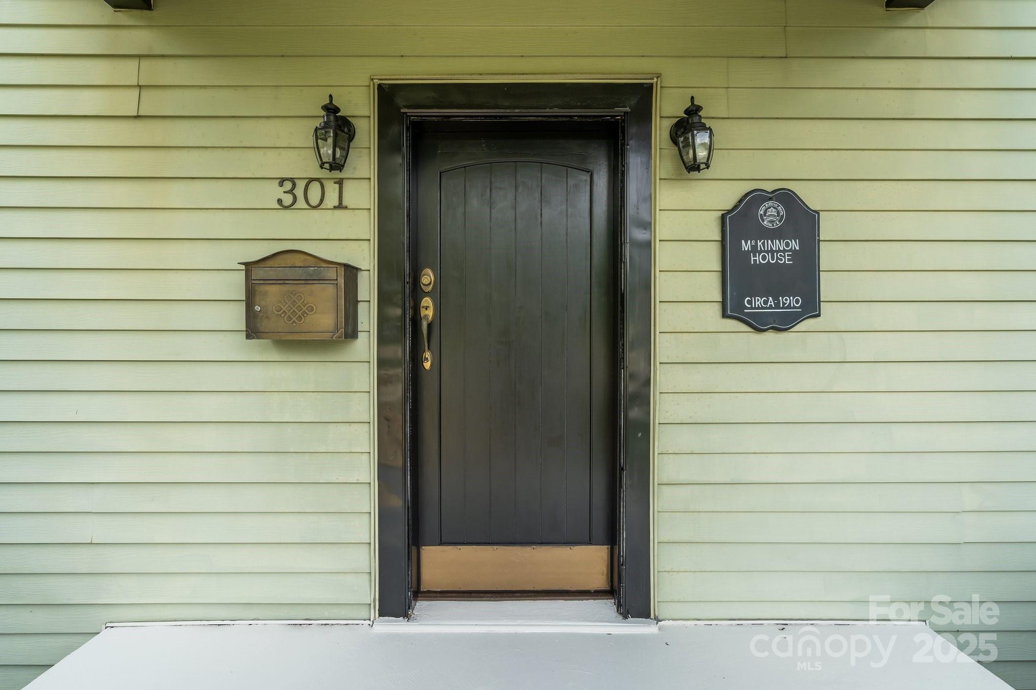 301 W Central Street Maxton NC 28364