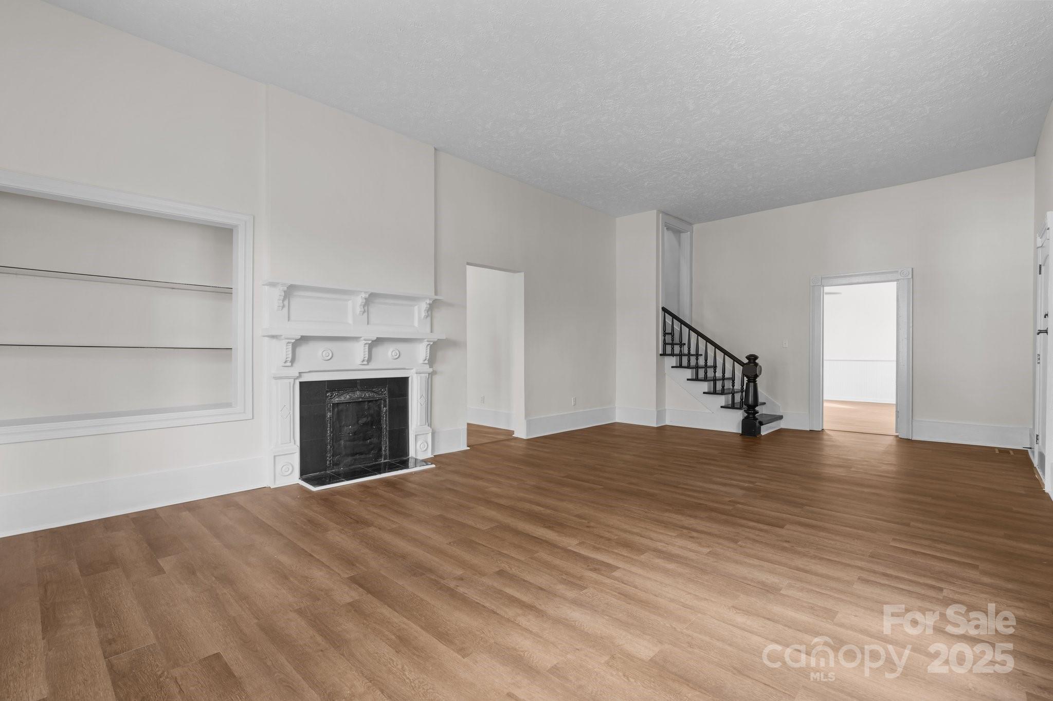 301 W Central Street Maxton NC 28364