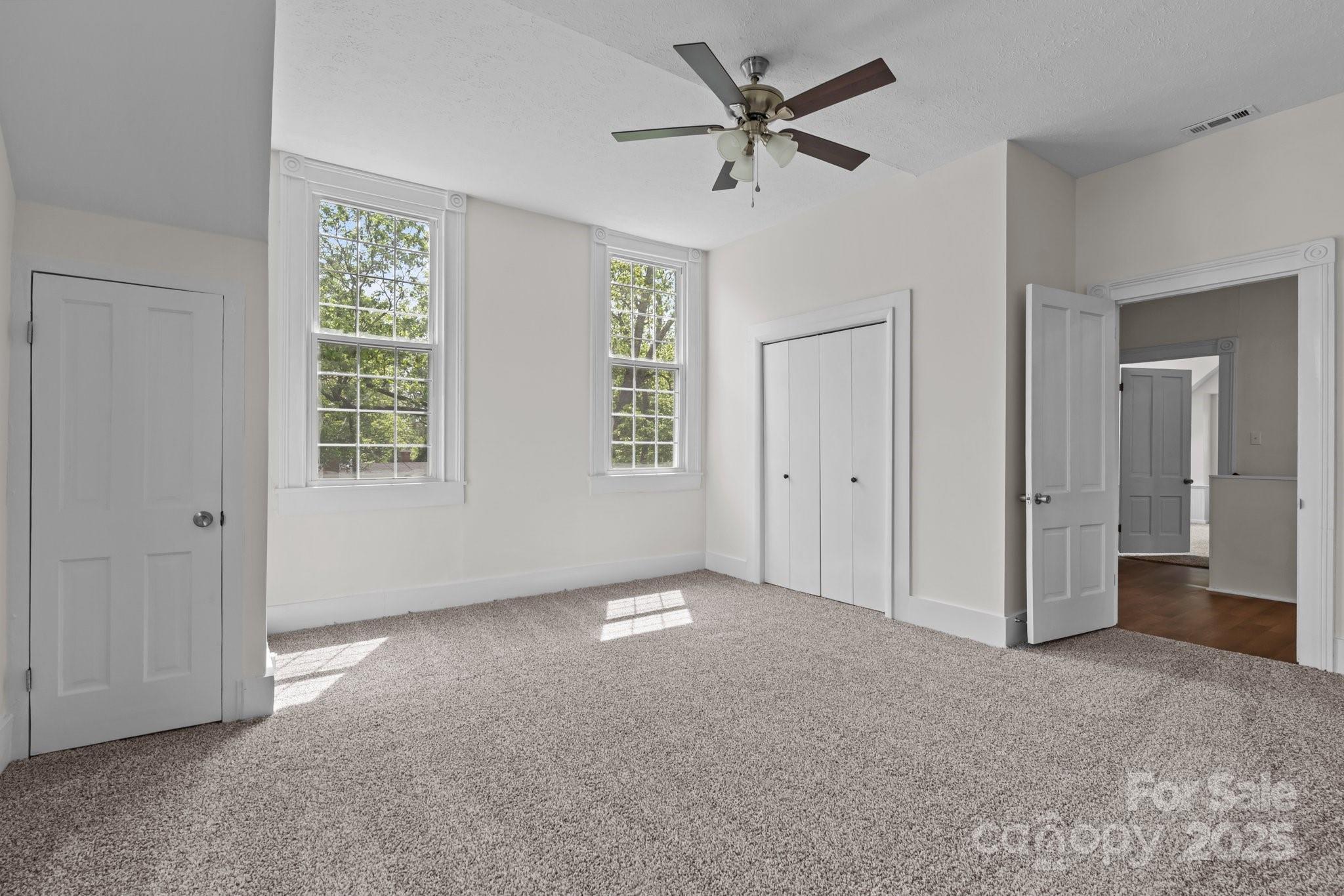 301 W Central Street Maxton NC 28364