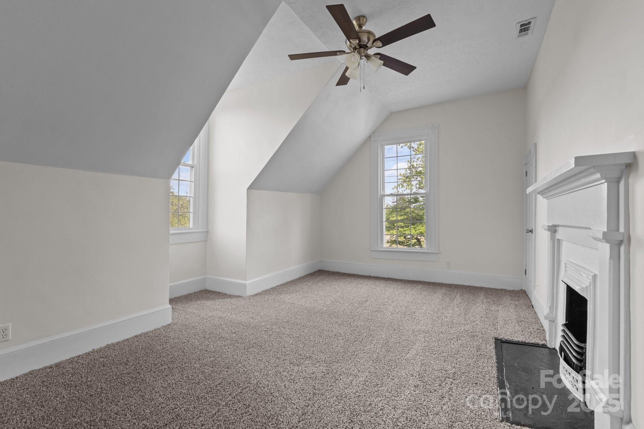 301 W Central Street Maxton NC 28364