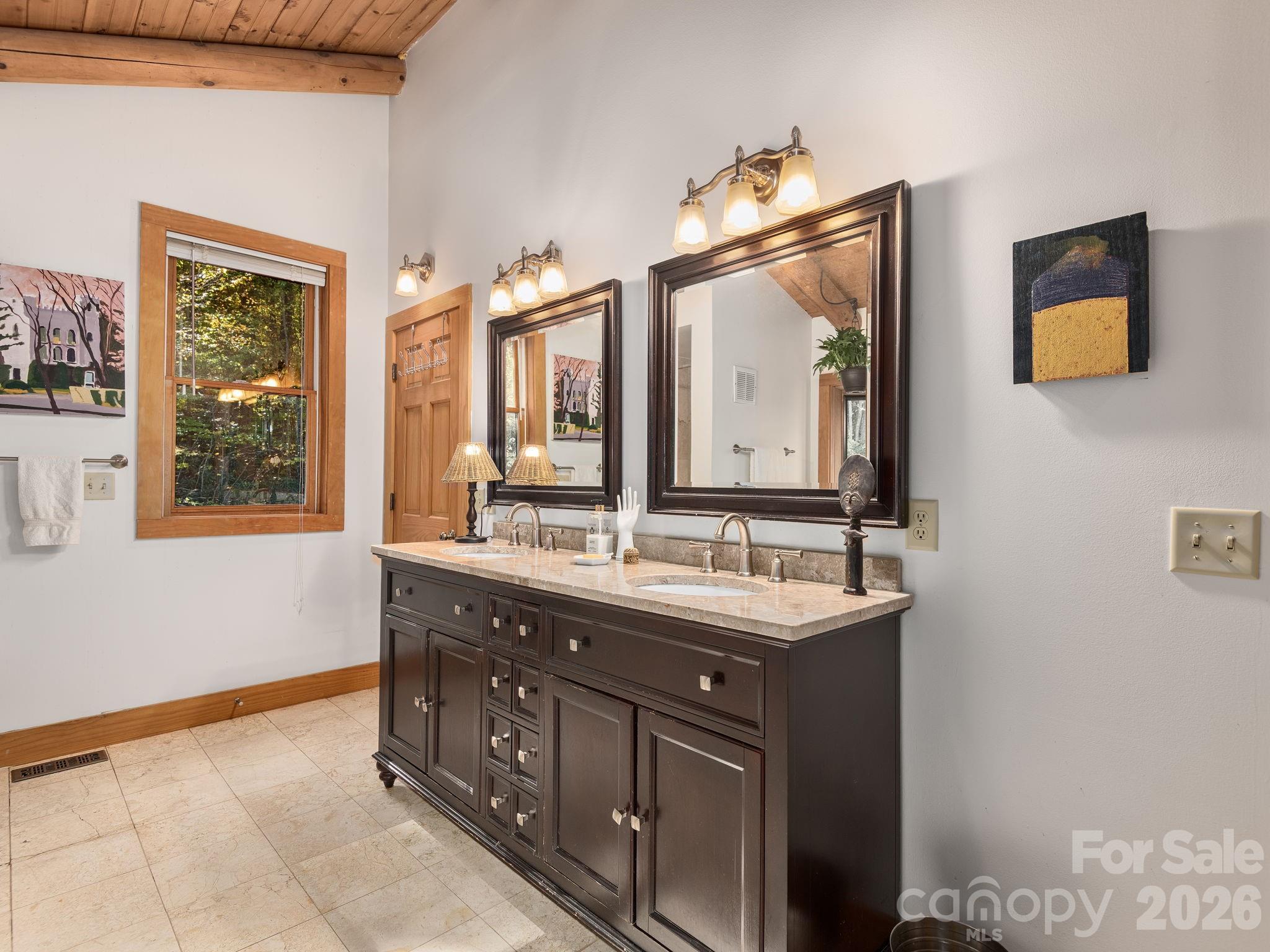 102 Carriage Drive Fairview NC 28730