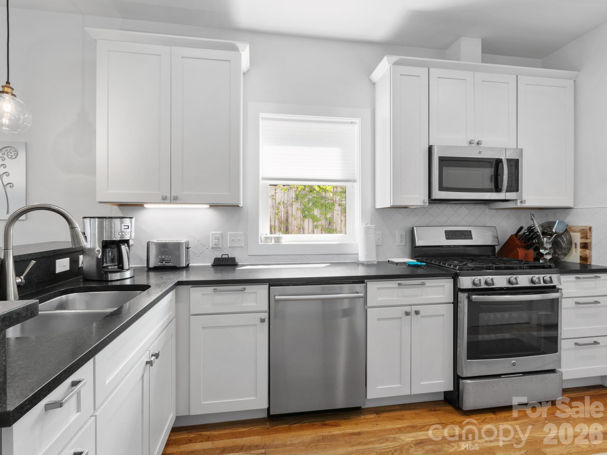 46 Rumbough Place Asheville NC 28806