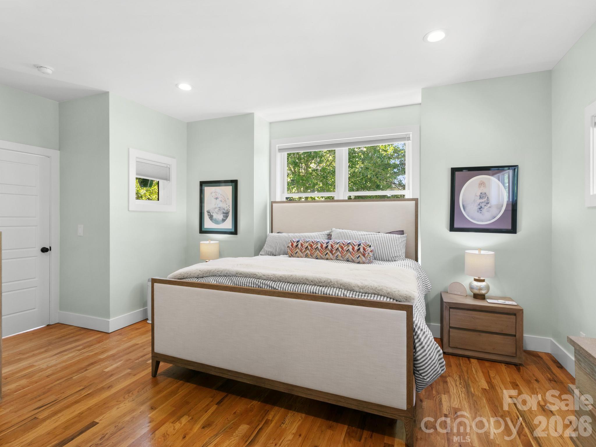 46 Rumbough Place Asheville NC 28806