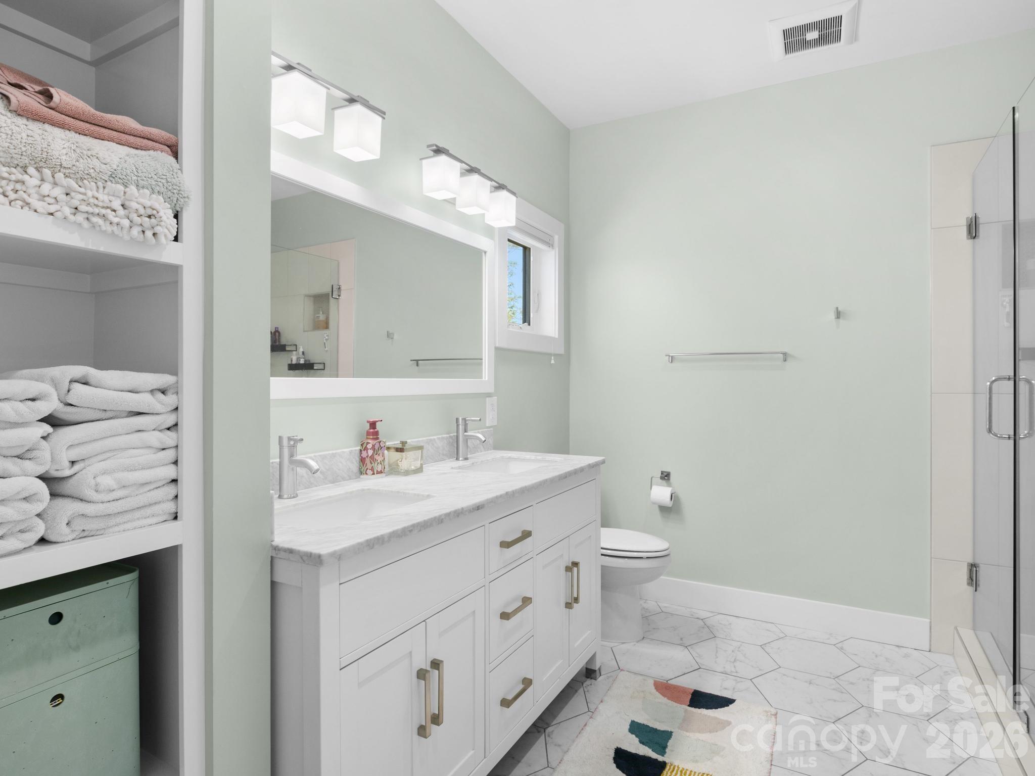 46 Rumbough Place Asheville NC 28806