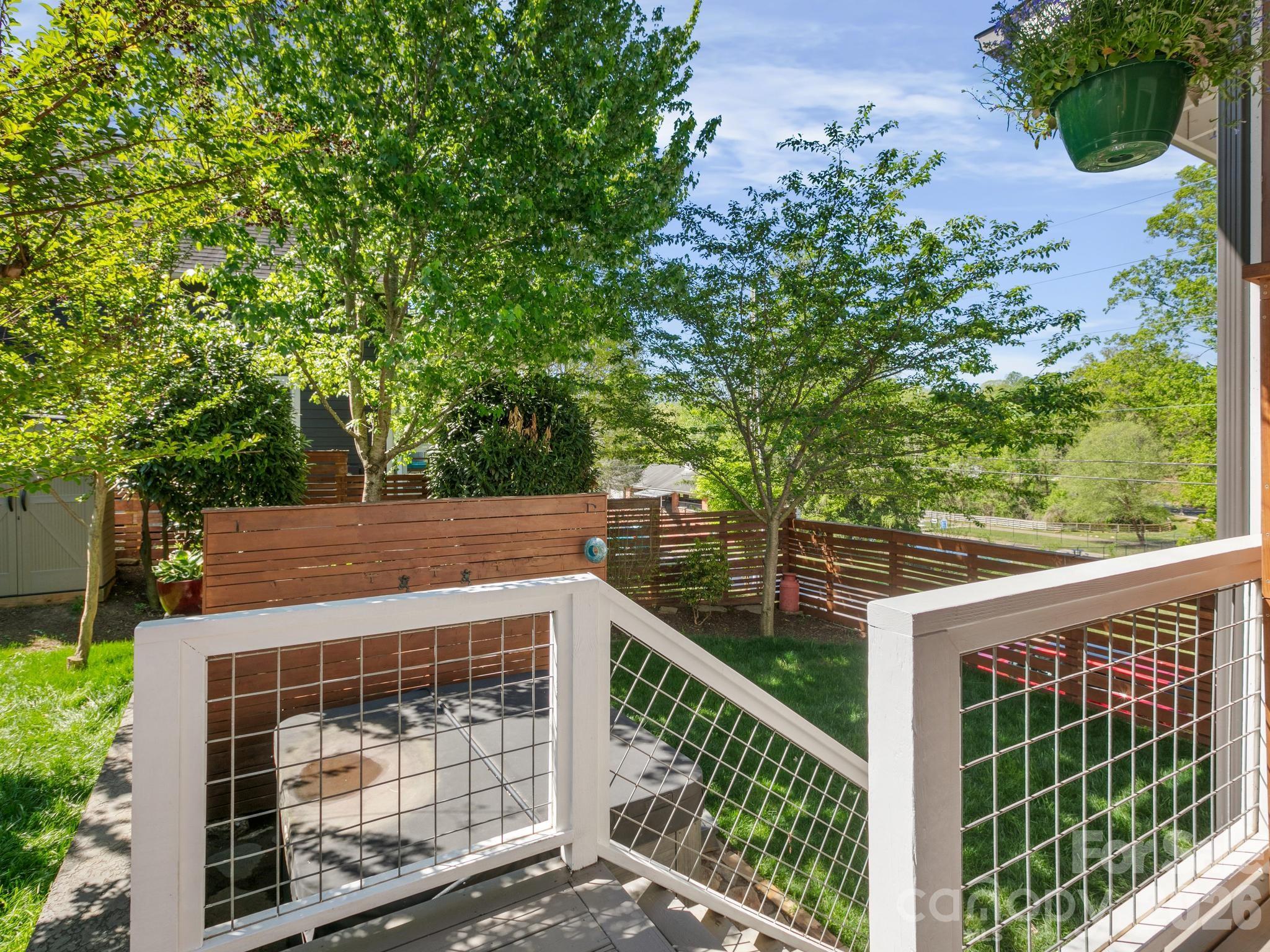 46 Rumbough Place Asheville NC 28806