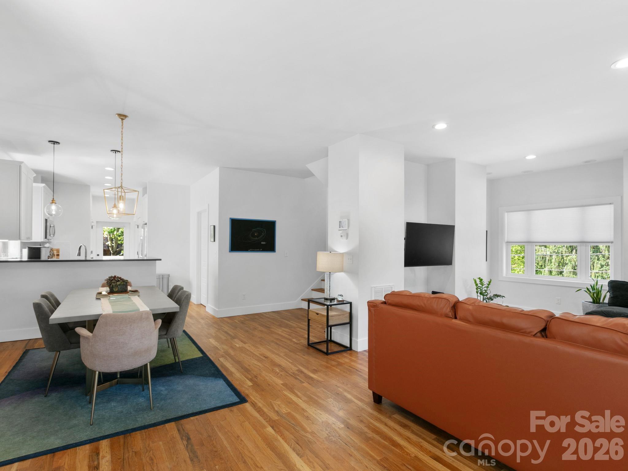 46 Rumbough Place Asheville NC 28806