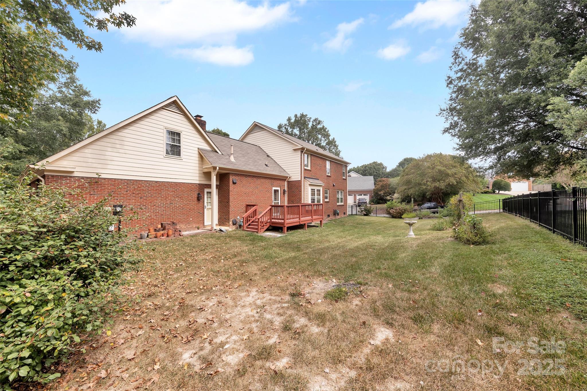 1401 Matthews Plantation Drive Matthews NC 28105