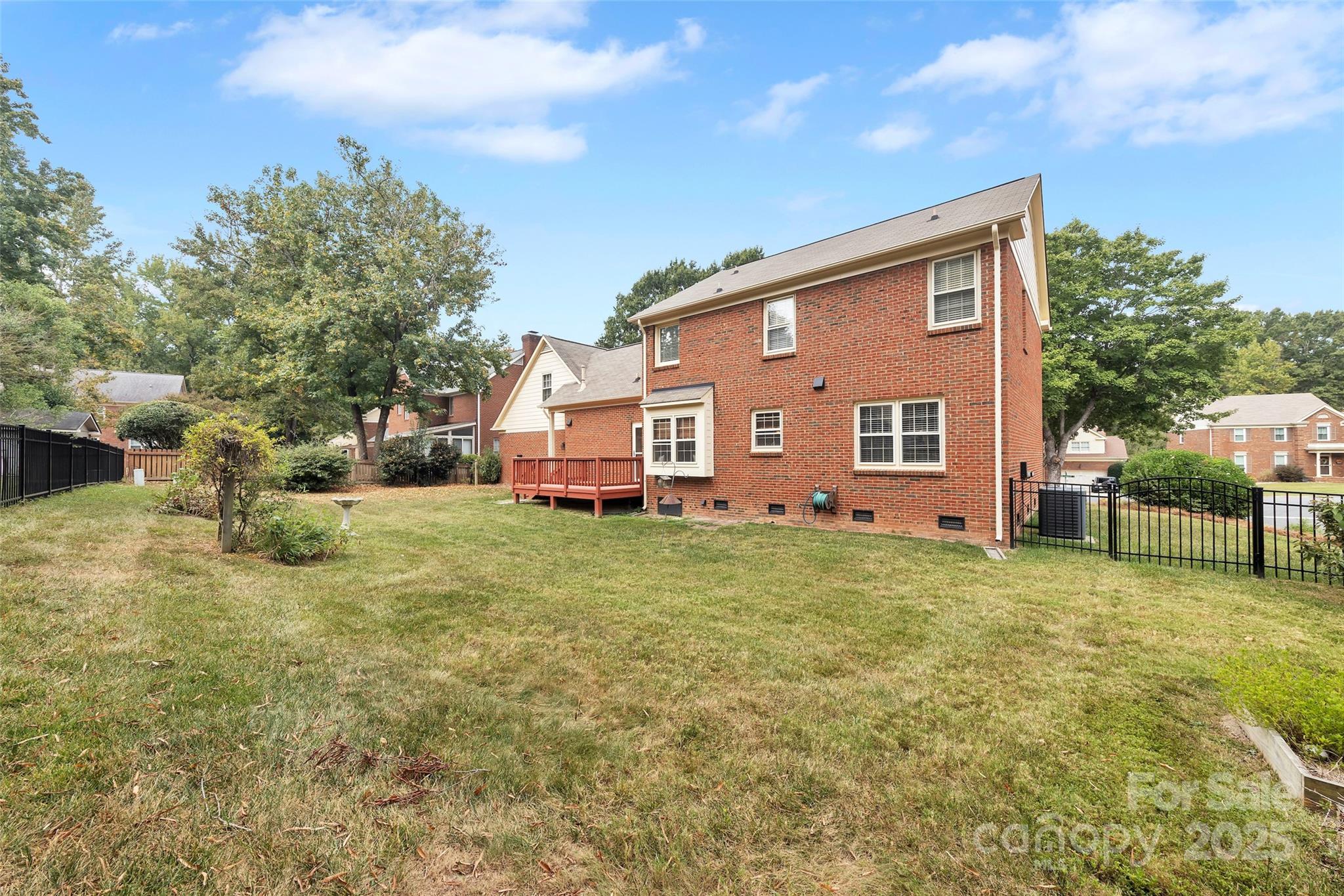 1401 Matthews Plantation Drive Matthews NC 28105