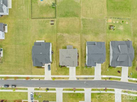 3823 Dahlia Drive Harrisburg NC 28075
