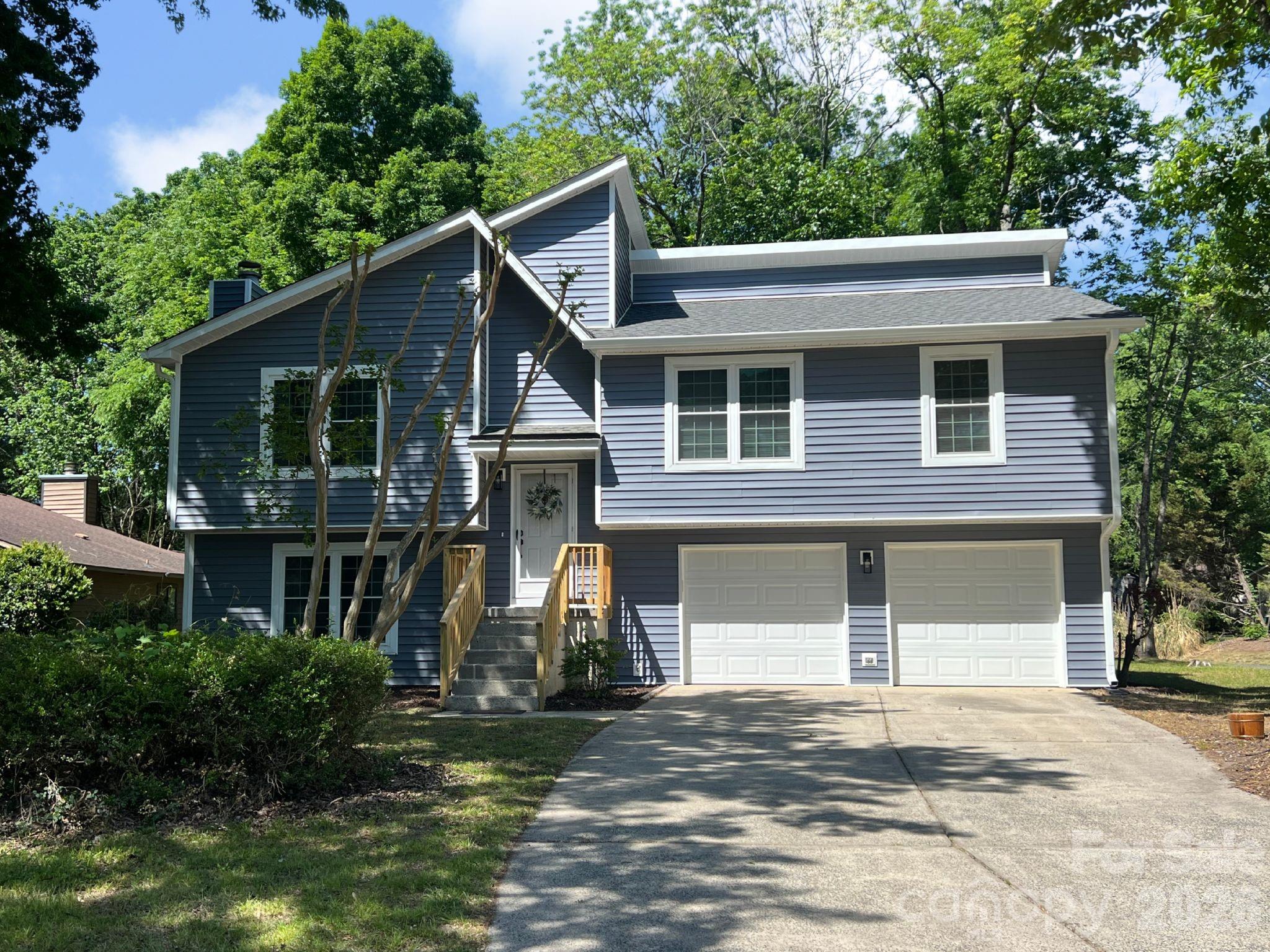 10730 Coachman Circle Charlotte NC 28277