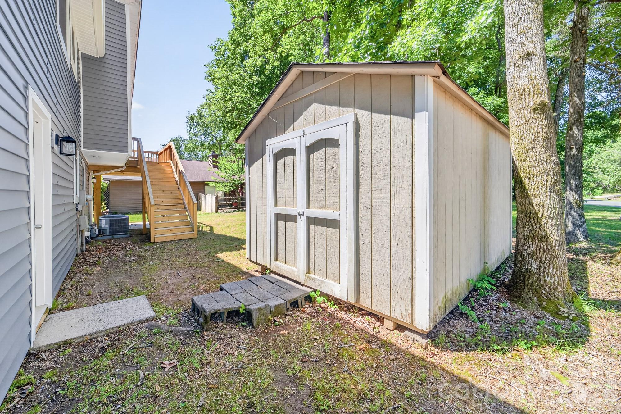10730 Coachman Circle Charlotte NC 28277