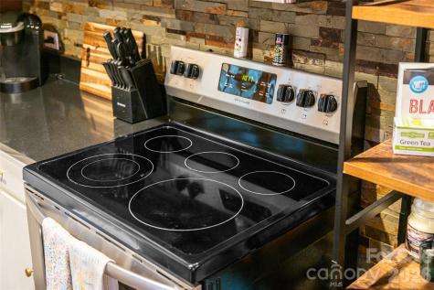 16 Rocky Glen Trail Black Mountain NC 28711