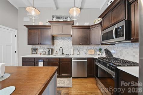 1300 Laurel Street NE Valdese NC 28690