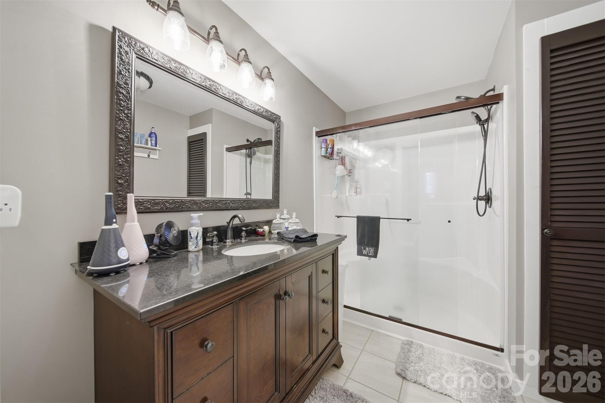 1300 Laurel Street NE Valdese NC 28690