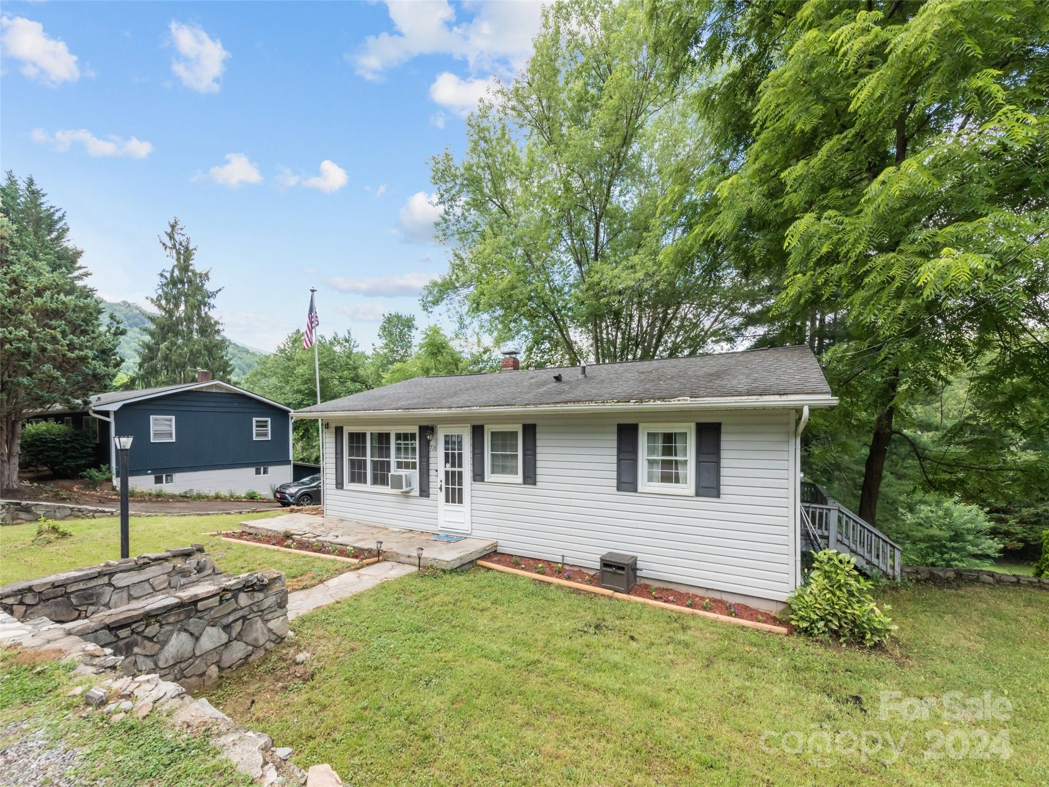 776 Oakdale Road Waynesville NC 28786