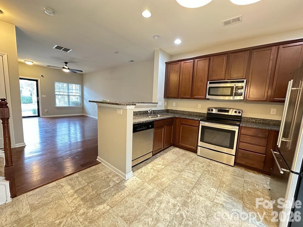 10383 Bunclody Drive Charlotte NC 28213