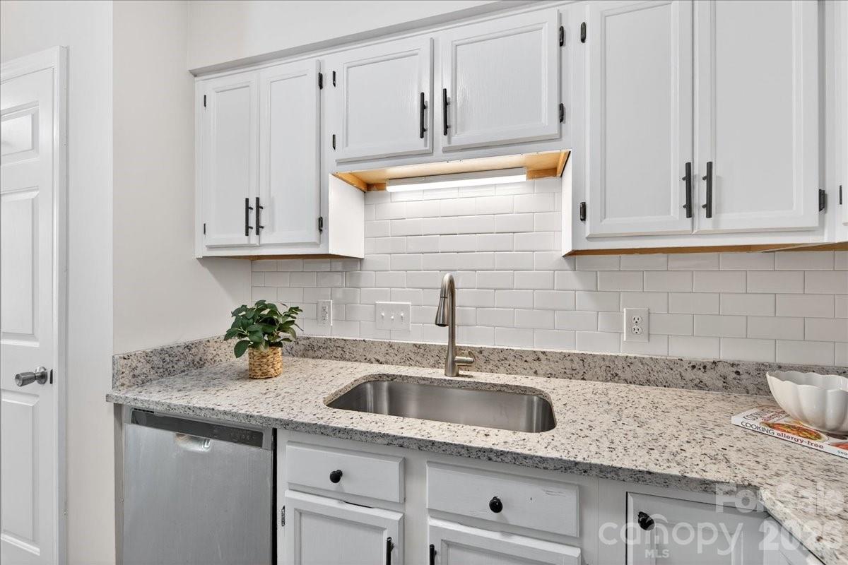 12318 Henderson Hill Road Huntersville NC 28078