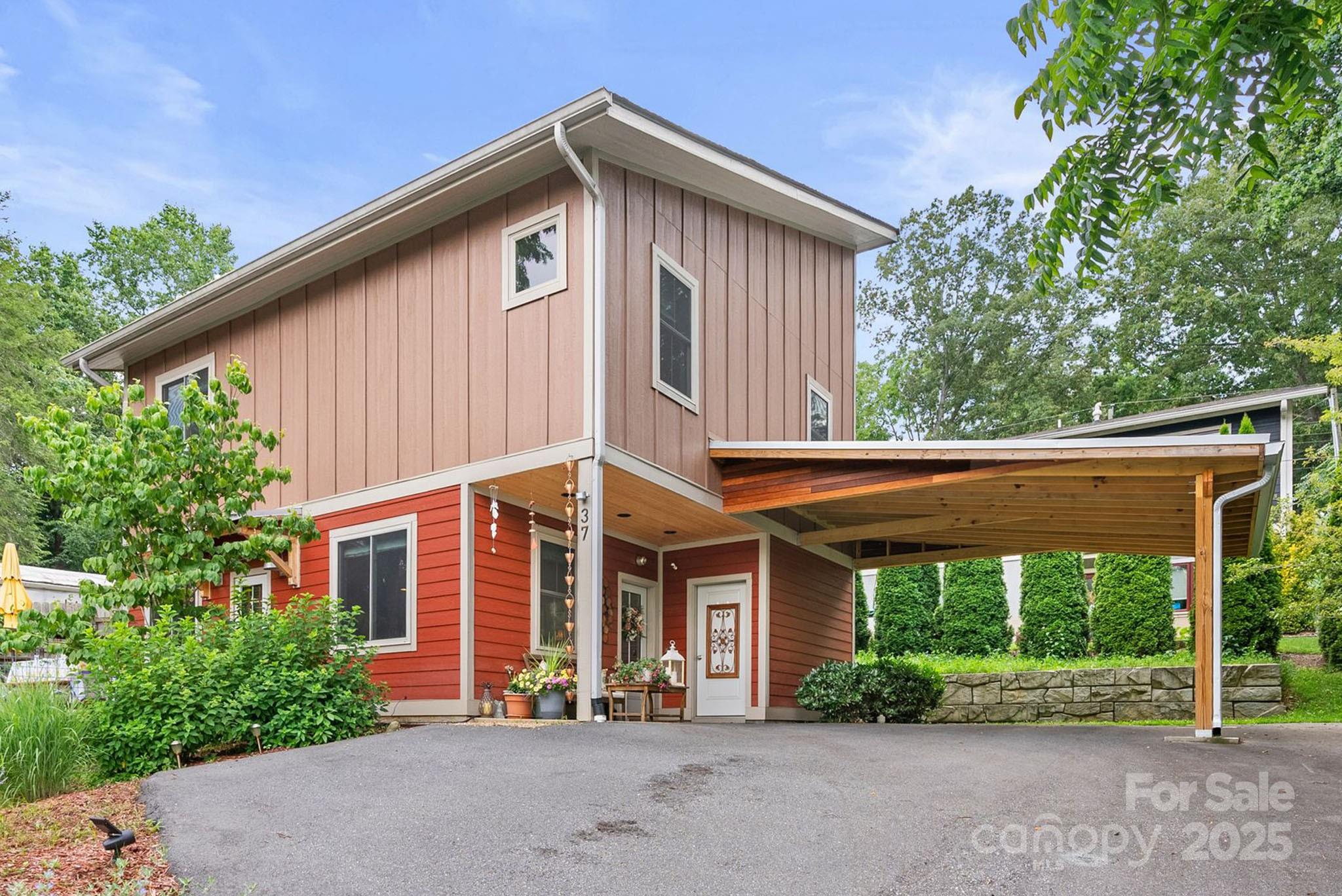 37 Bryant Street Asheville NC 28806
