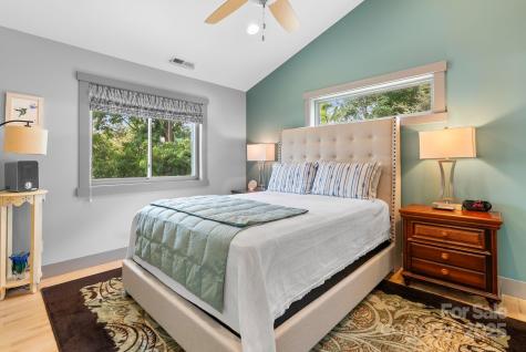 37 Bryant Street Asheville NC 28806