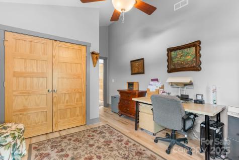 37 Bryant Street Asheville NC 28806