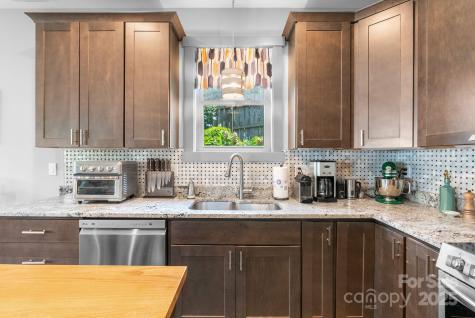 37 Bryant Street Asheville NC 28806